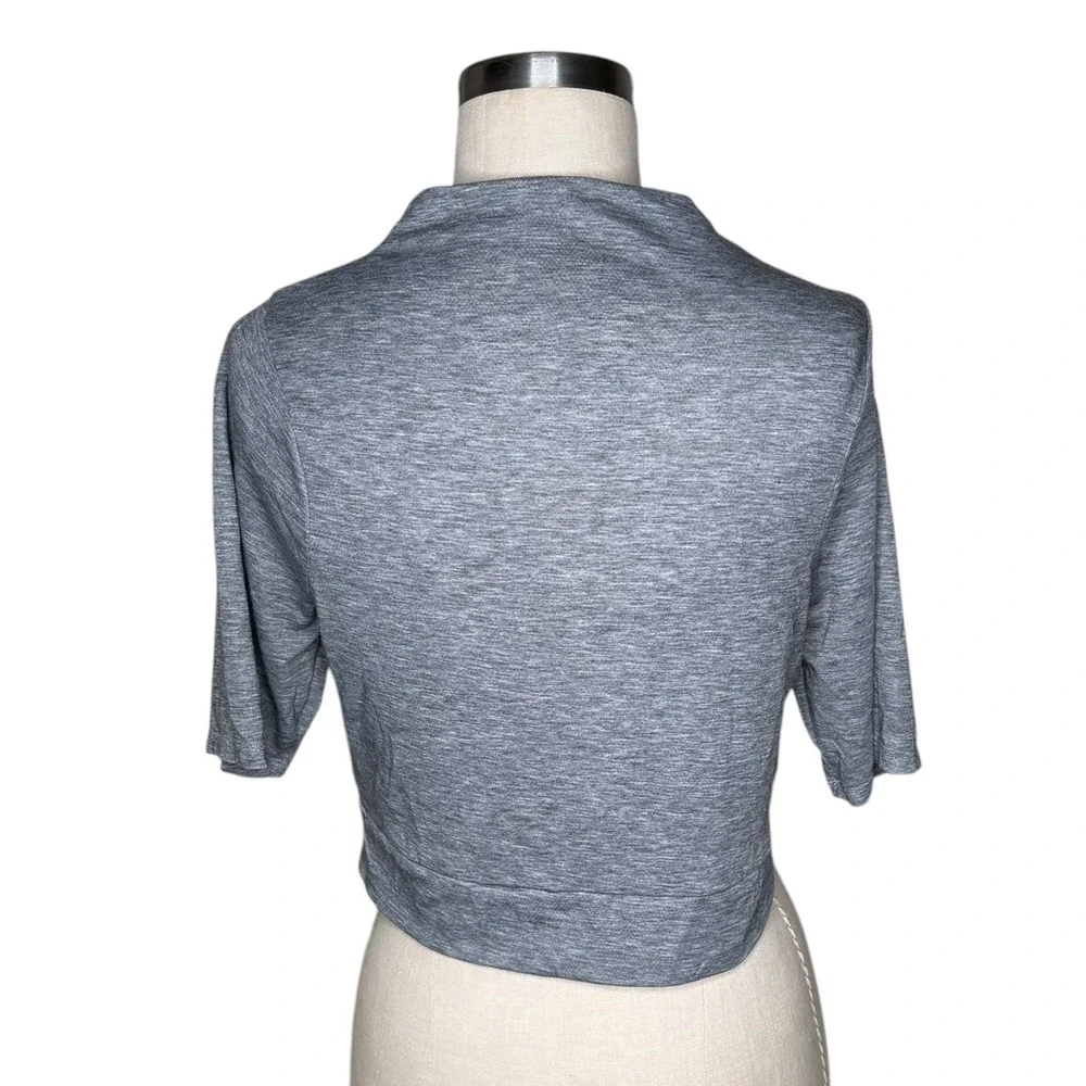 THE NORTH FACE Vyrtue Performance Crop Top Gray Boxy Short Sleeve Women's Large - Picture 3 of 7